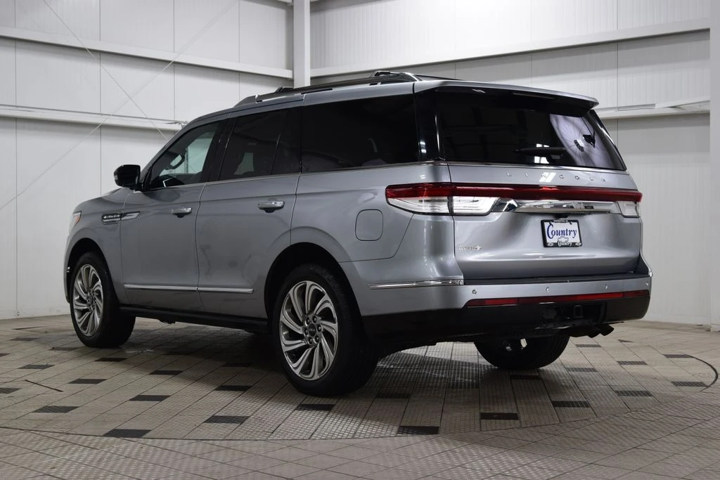 2022 Lincoln Navigator 4th Gen - Image 6 of 21