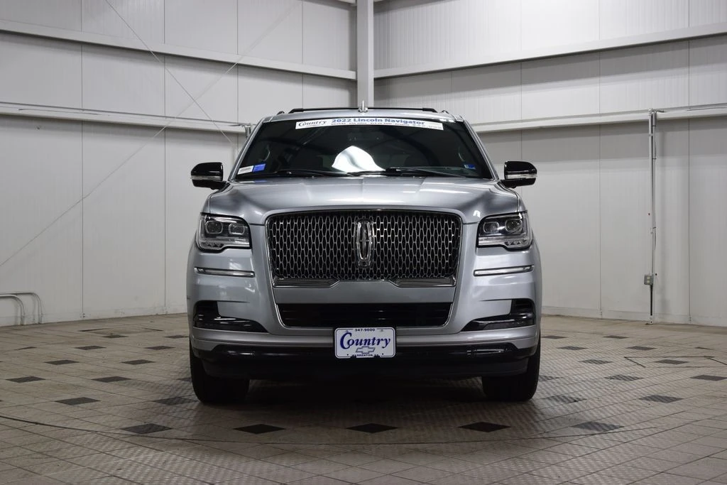 2022 Lincoln Navigator 4th Gen - Image 2 of 21
