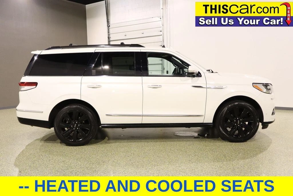 2022 Lincoln Navigator 4th Gen - Image 10 of 21