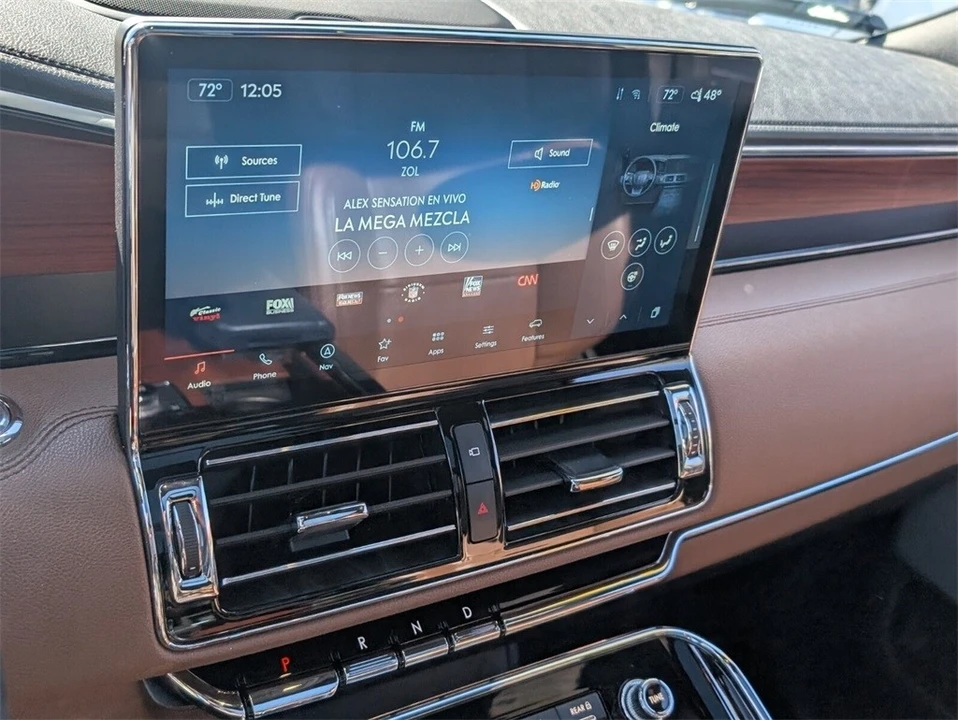 2022 Lincoln Navigator 4th Gen - Image 21 of 21