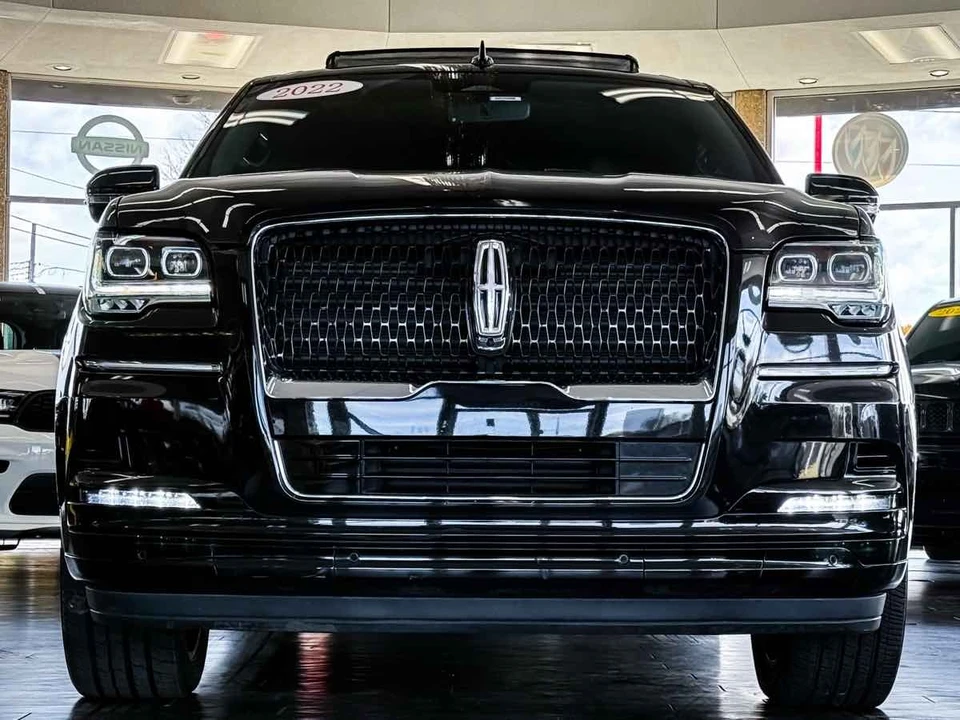 2022 Lincoln Navigator 4th Gen - Image 4 of 21