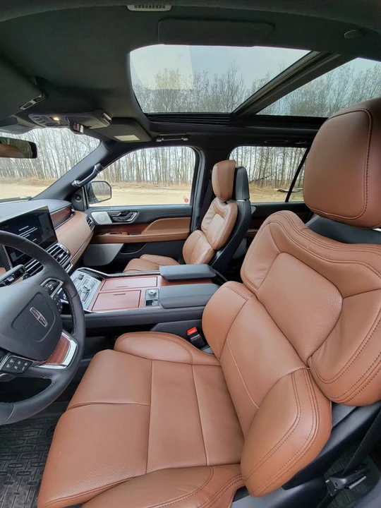 2022 Lincoln Navigator 4th Gen - Image 6 of 7