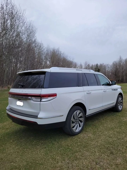 2022 Lincoln Navigator 4th Gen - Image 5 of 7
