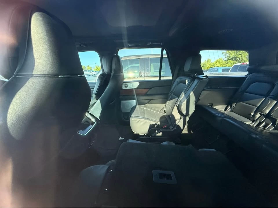 2022 Lincoln Navigator 4th Gen - Image 7 of 8