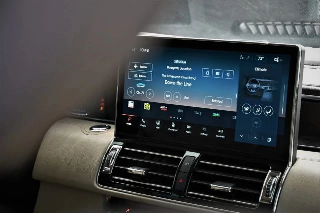 2022 Lincoln Navigator 4th Gen - Image 11 of 21