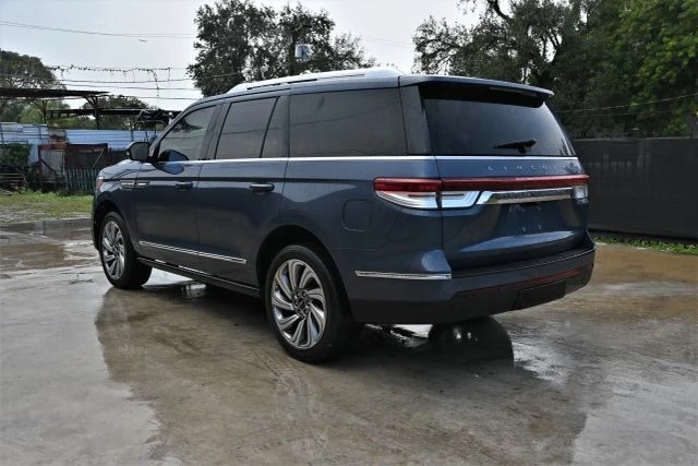 2022 Lincoln Navigator 4th Gen - Image 3 of 21