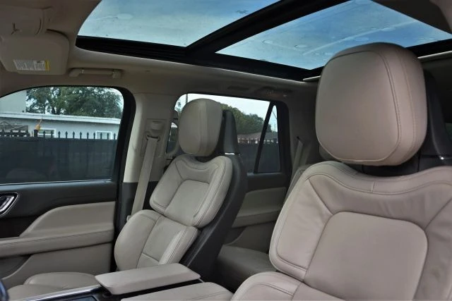 2022 Lincoln Navigator 4th Gen - Image 13 of 21
