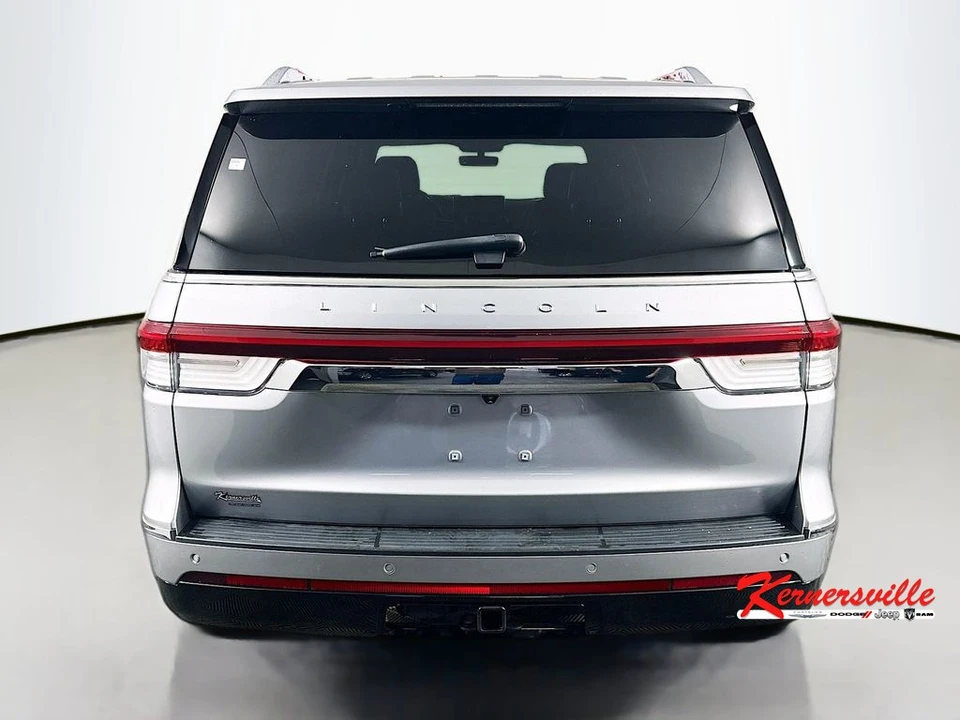 2022 Lincoln Navigator 4th Gen - Image 6 of 12