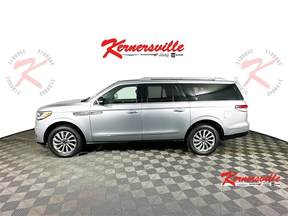 2022 Lincoln Navigator 4th Gen - Image 4 of 21