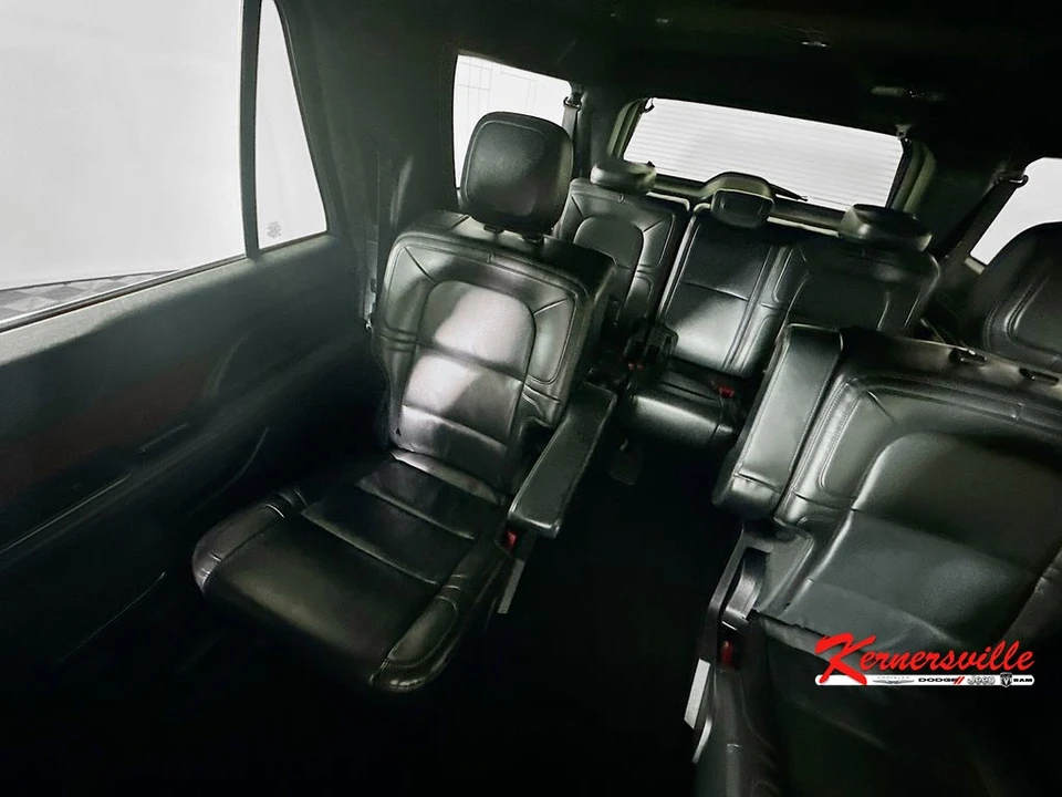 2022 Lincoln Navigator 4th Gen - Image 12 of 21