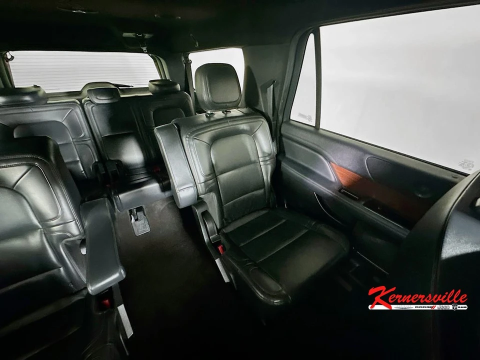 2022 Lincoln Navigator 4th Gen - Image 14 of 21