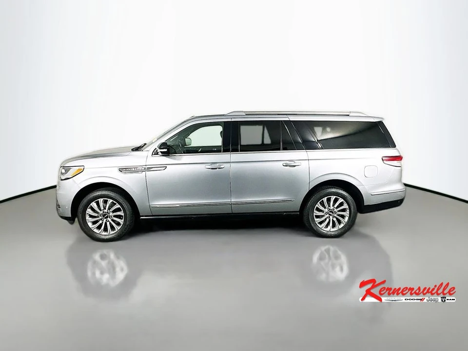 2022 Lincoln Navigator 4th Gen - Image 4 of 12