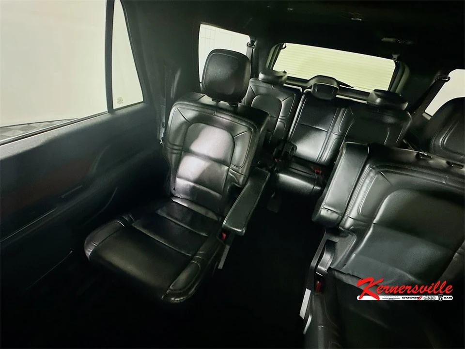 2022 Lincoln Navigator 4th Gen - Image 12 of 21