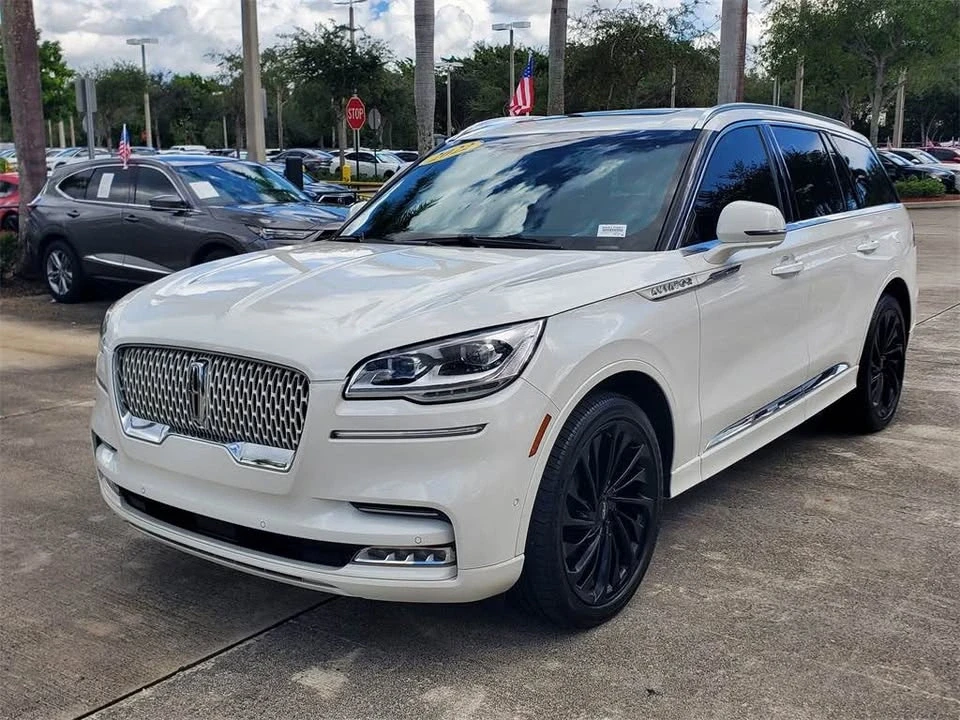 2022 Lincoln Aviator 2nd Gen - Image 2 of 20
