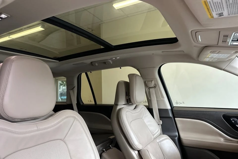 2022 Lincoln Aviator 2nd Gen - Image 17 of 19