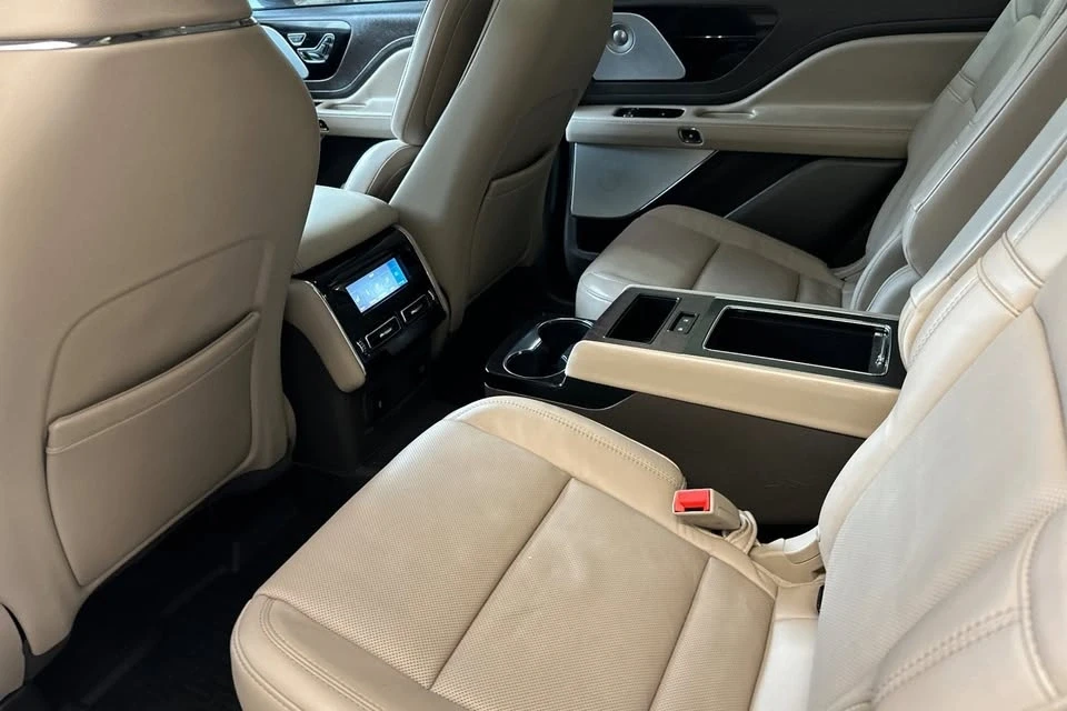 2022 Lincoln Aviator 2nd Gen - Image 11 of 19