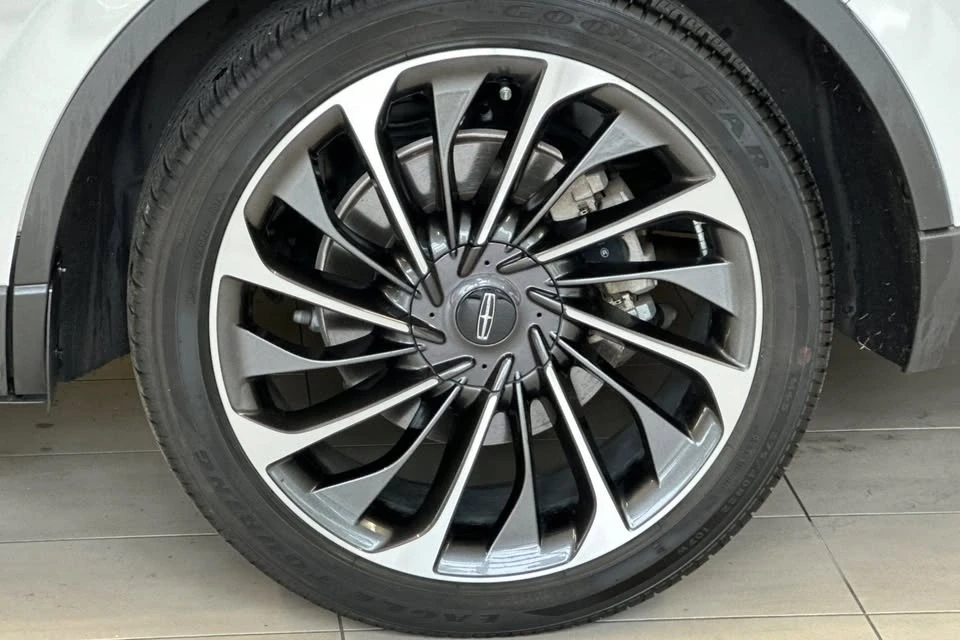 2022 Lincoln Aviator 2nd Gen - Image 19 of 19