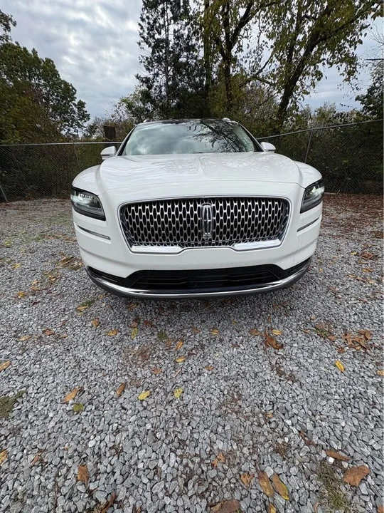 2022 Lincoln Nautilus - Image 2 of 7