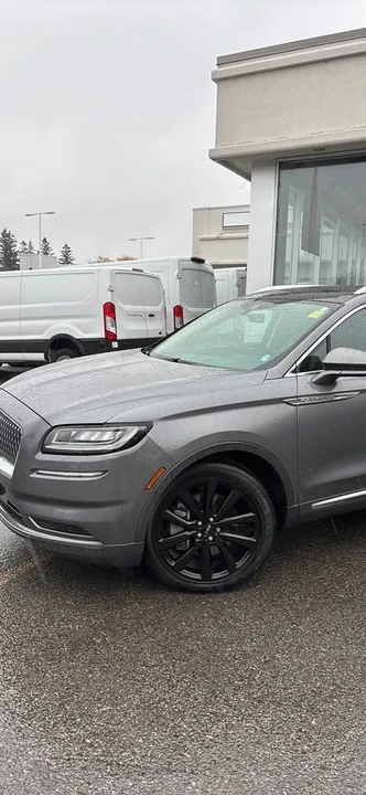 2022 Lincoln Nautilus - Image 2 of 17