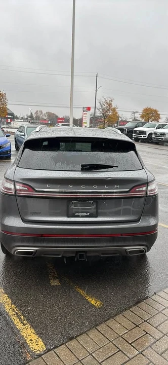2022 Lincoln Nautilus - Image 4 of 17