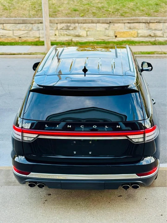 2022 Lincoln Navigator 4th Gen - Image 4 of 13