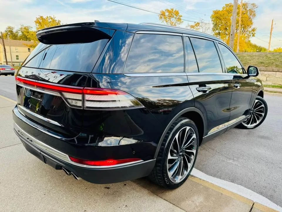 2022 Lincoln Navigator 4th Gen - Image 5 of 13