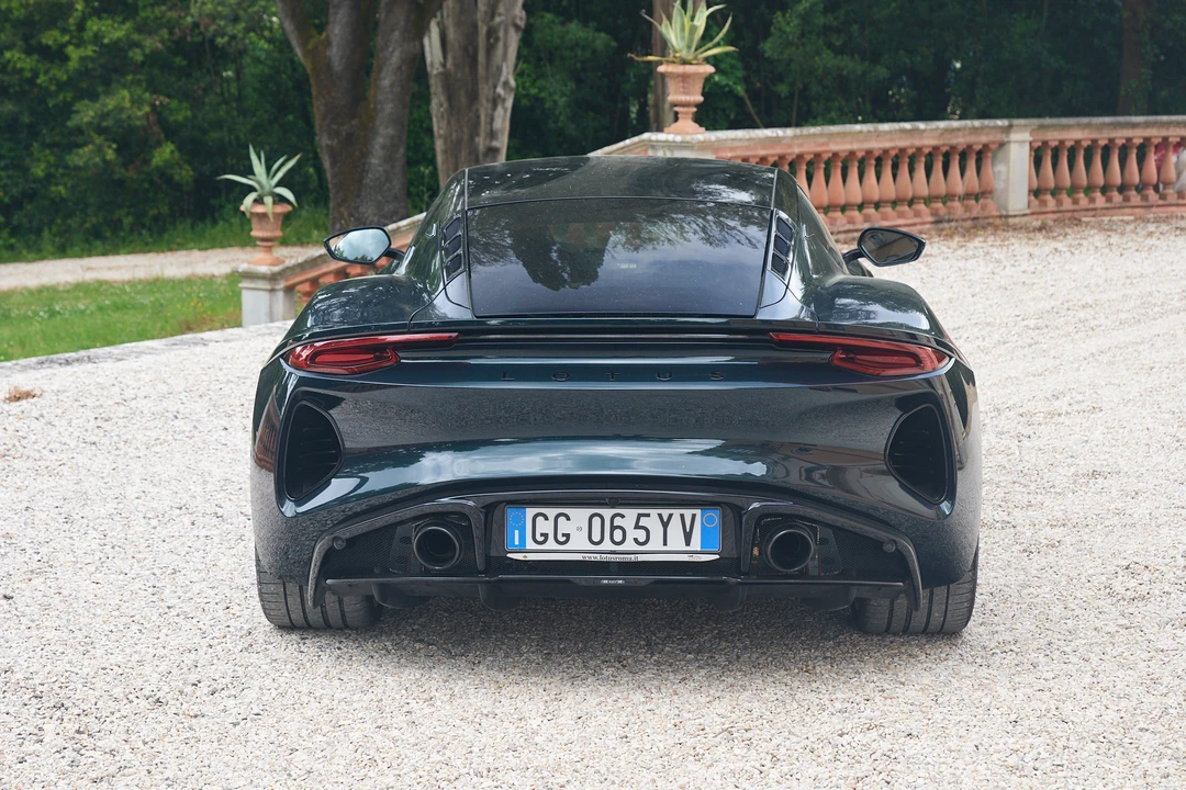 2022 Lotus Emira - Image 6 of 31