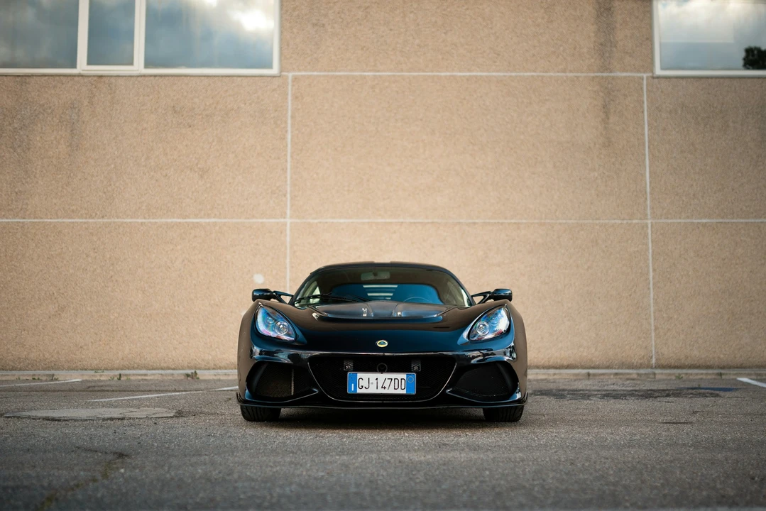 2022 Lotus Exige Series 3 - Image 2 of 21