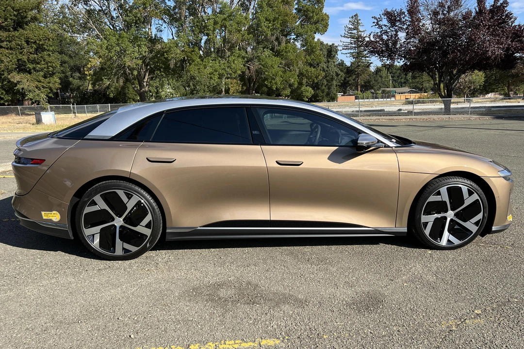 2022 Lucid Air - Image 3 of 26