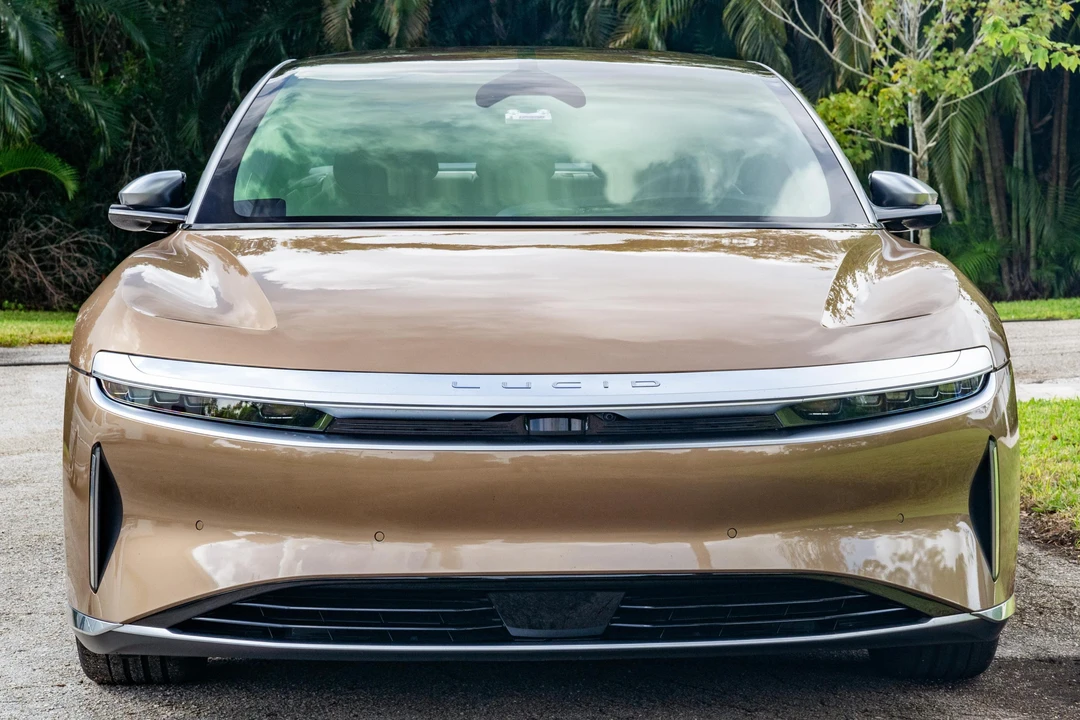 2022 Lucid Air - Image 2 of 31