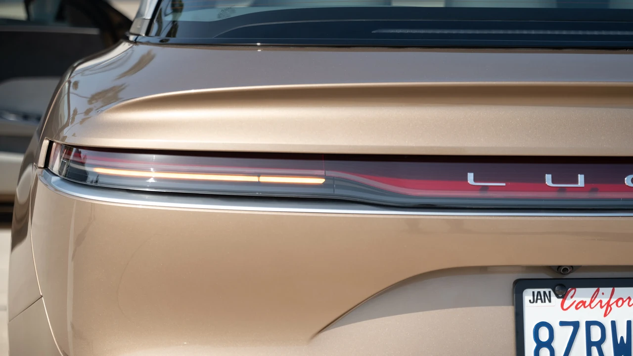 2022 Lucid Air - Image 13 of 31