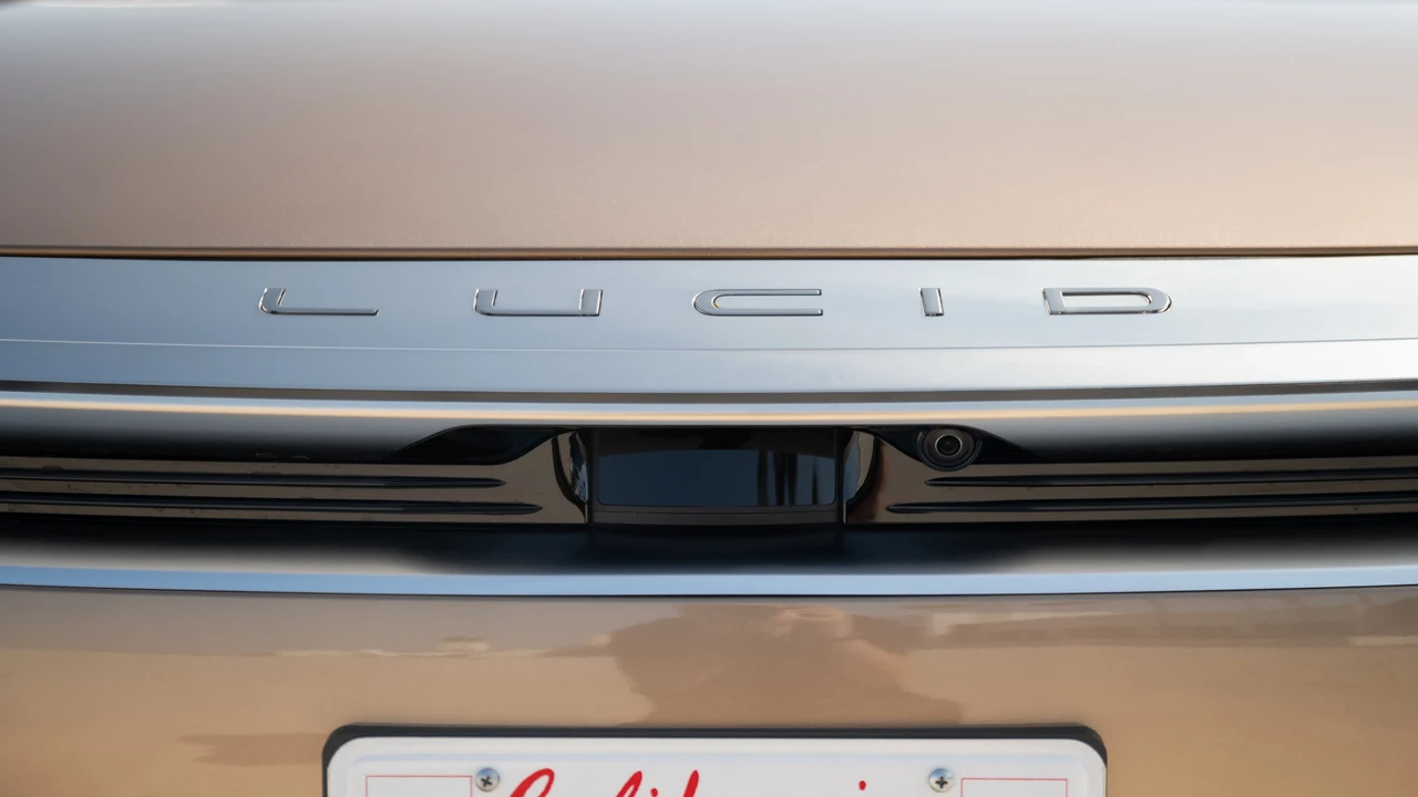 2022 Lucid Air - Image 20 of 31