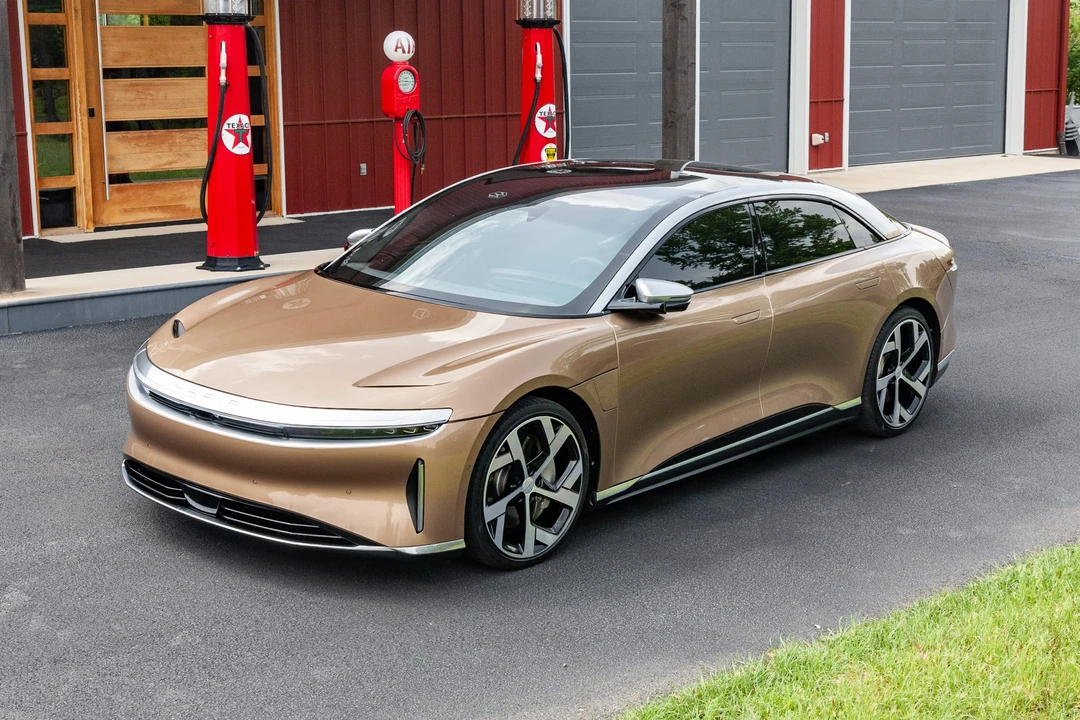 2022 Lucid Air - Image 2 of 31