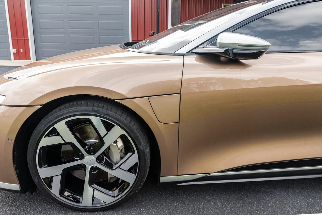 2022 Lucid Air - Image 11 of 31