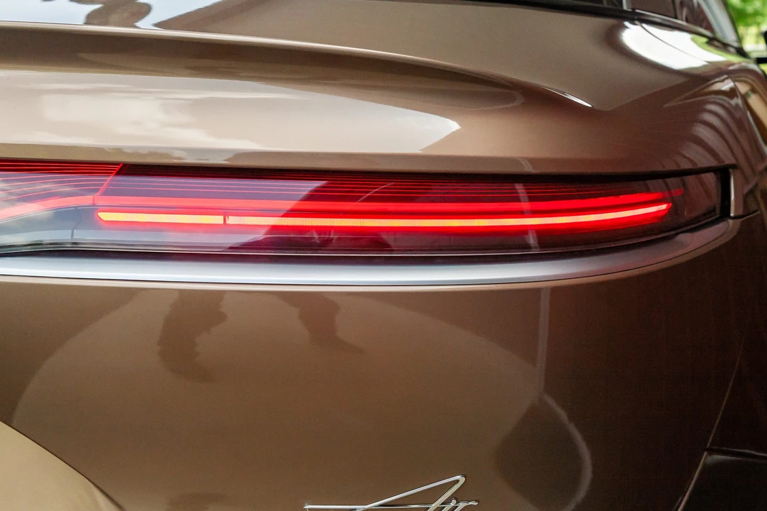 2022 Lucid Air - Image 25 of 31