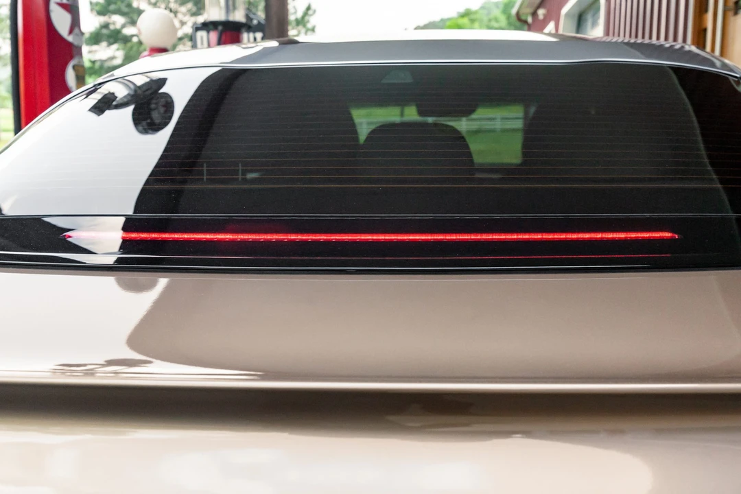 2022 Lucid Air - Image 26 of 31