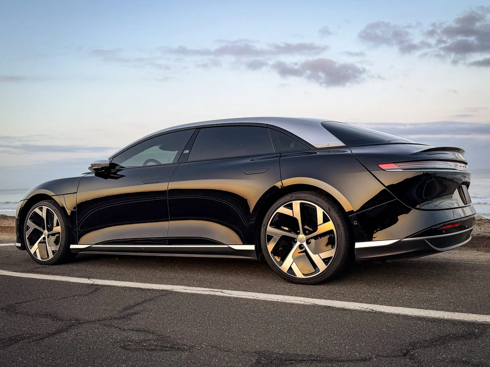 2022 Lucid Air - Image 14 of 31
