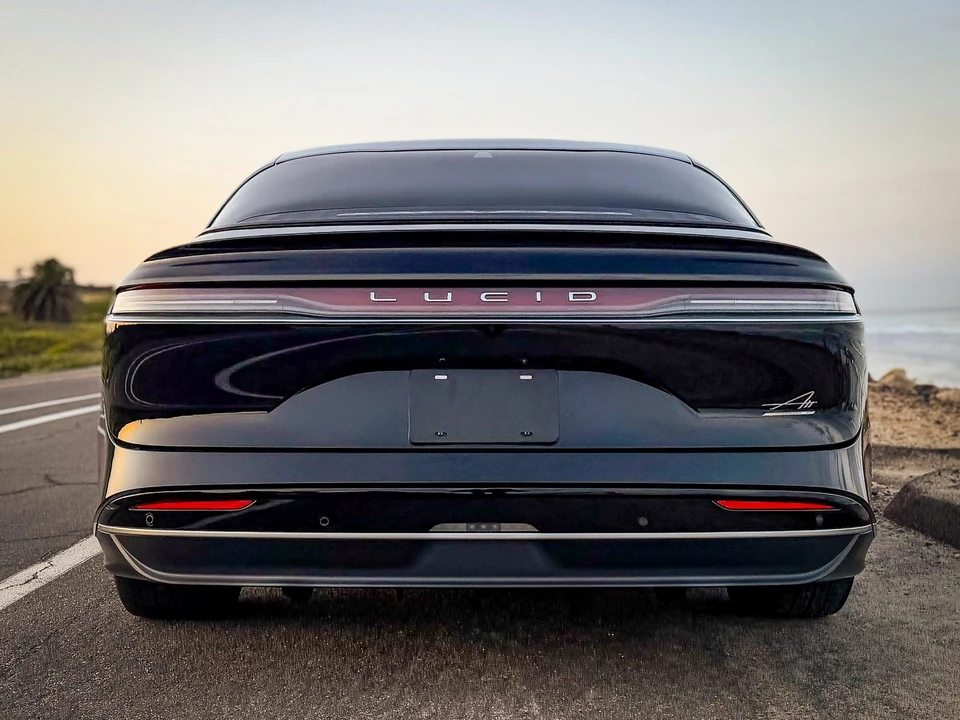 2022 Lucid Air - Image 20 of 31