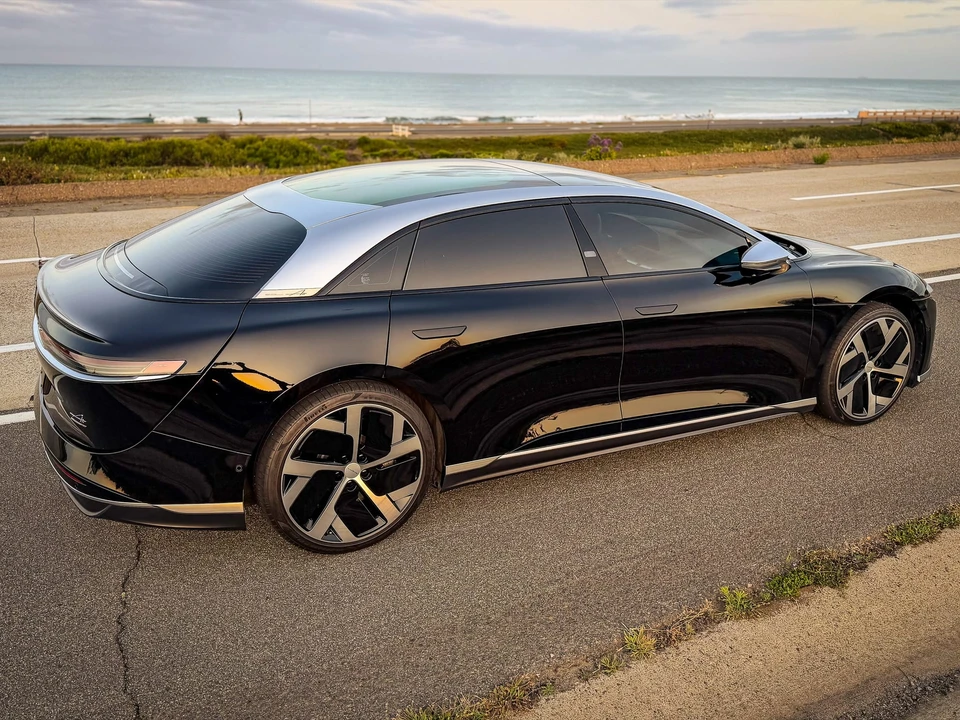 2022 Lucid Air - Image 26 of 31