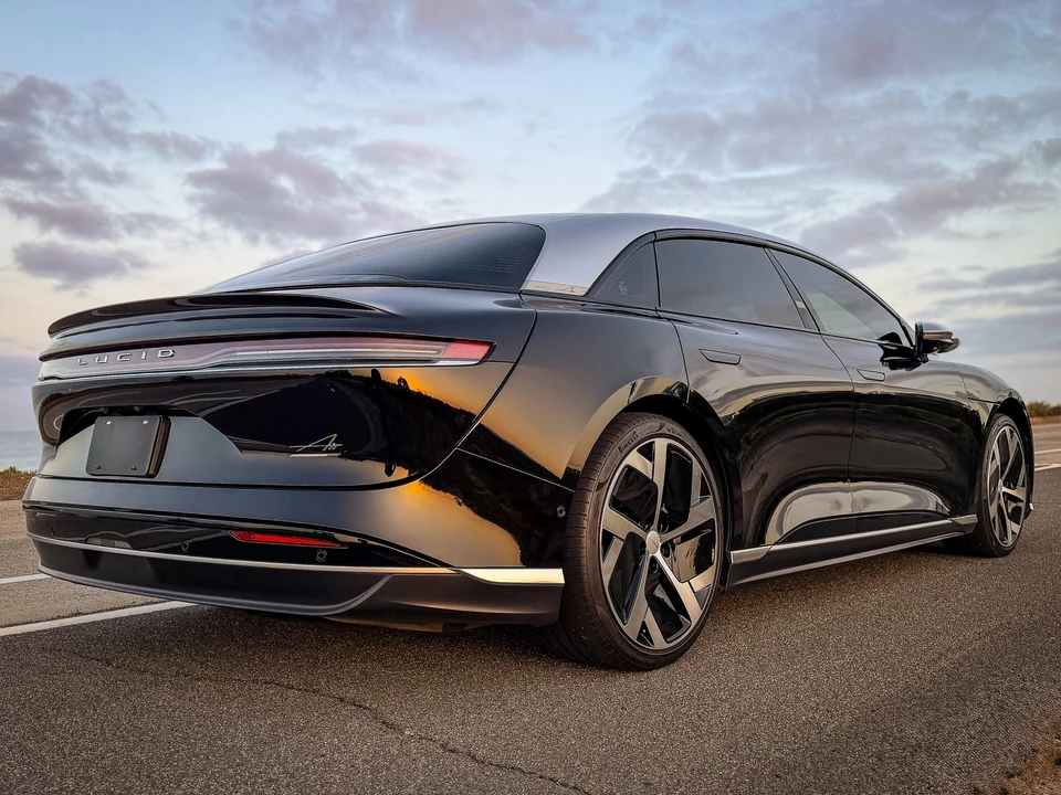 2022 Lucid Air - Image 23 of 31