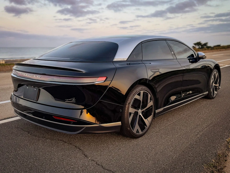 2022 Lucid Air - Image 22 of 31