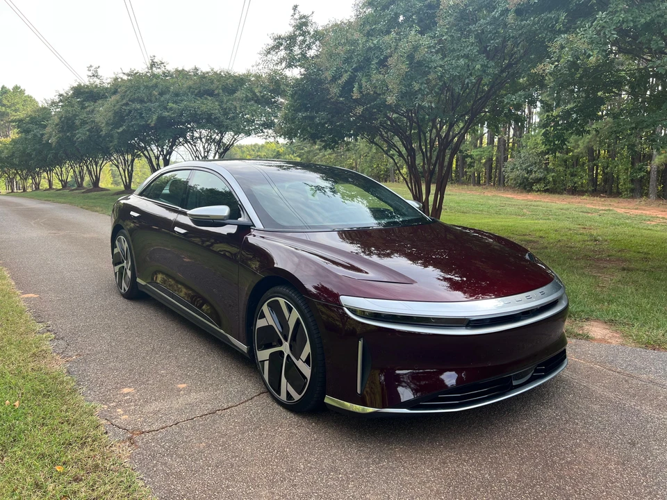 2022 Lucid Air - Image 16 of 31