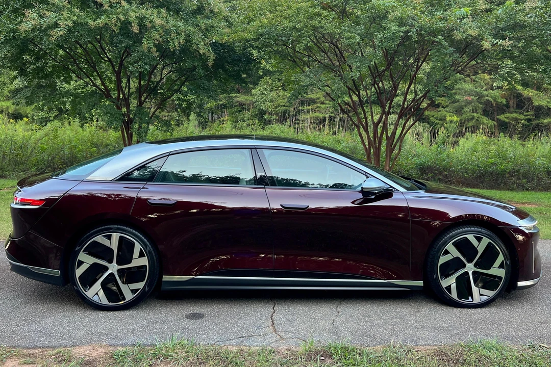 2022 Lucid Air - Image 3 of 31
