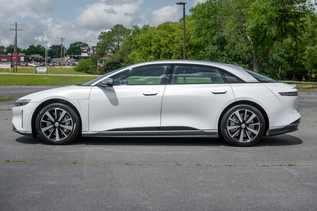 2022 Lucid Air - Image 3 of 31