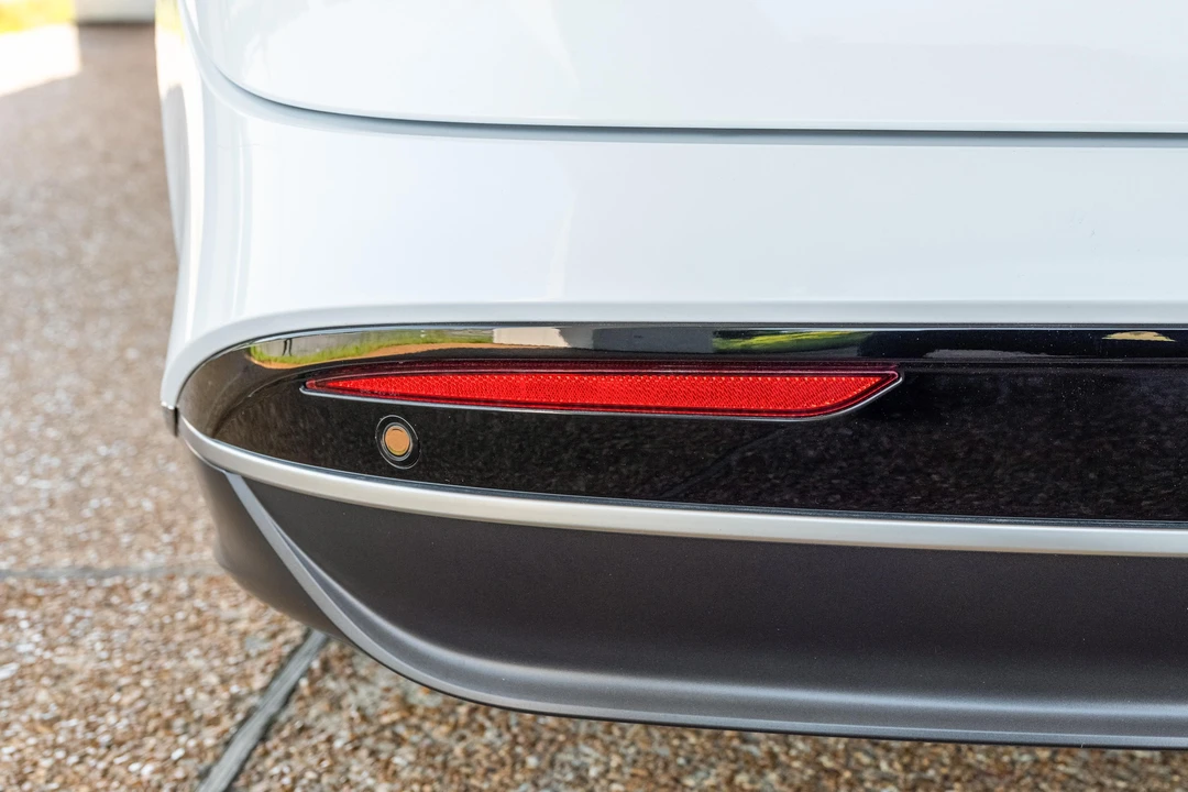 2022 Lucid Air - Image 17 of 31