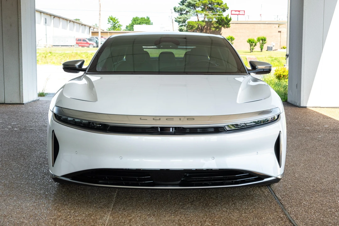 2022 Lucid Air - Image 2 of 31