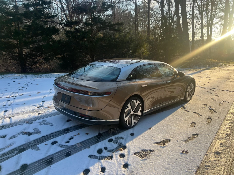 2022 Lucid Air - Image 14 of 31