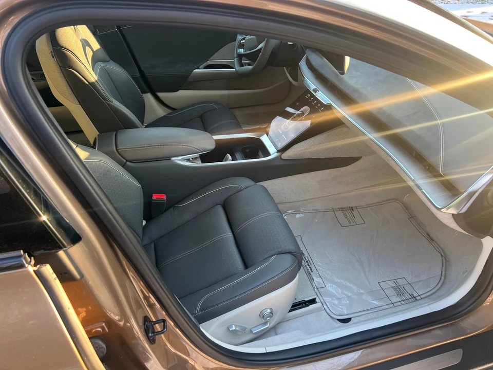 2022 Lucid Air - Image 31 of 31