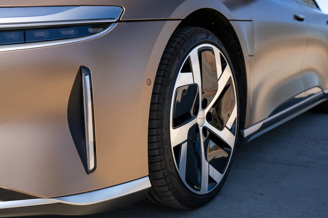 2022 Lucid Air - Image 18 of 31