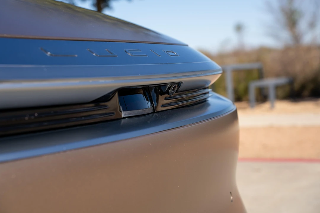 2022 Lucid Air - Image 12 of 31